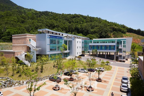 한국폴리텍대학 항공캠퍼스 전경.