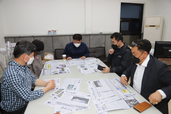  뉴스사천 3월 독자위원회 모임이 지난 31일 오후 7시 뉴스사천 회의실에서 열렸다.