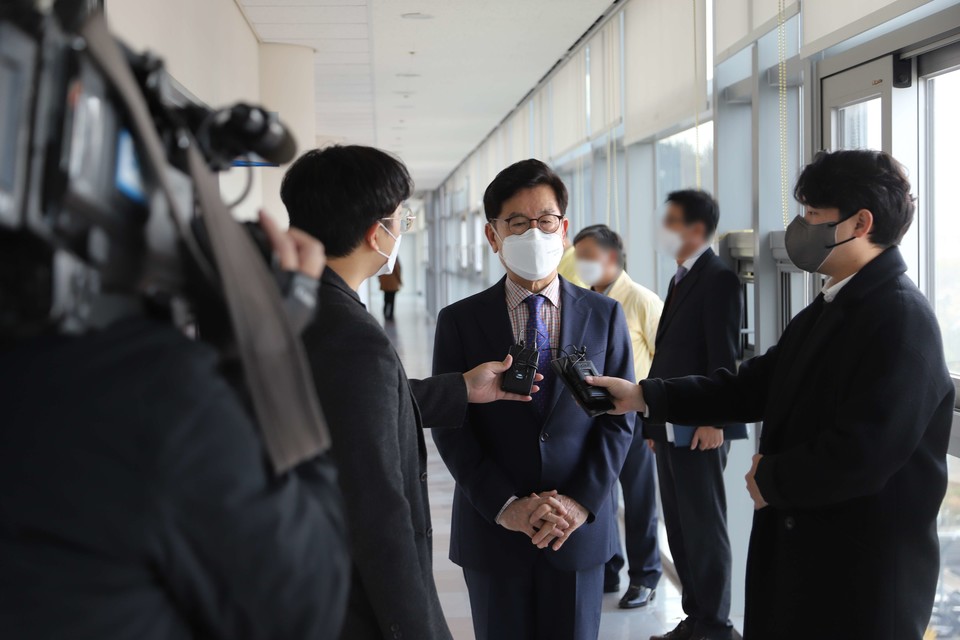 오랜 시간을 끌었던 송도근 사천시장 관련 재판이 11월 11일 대법원 선고로 마무리됐다.