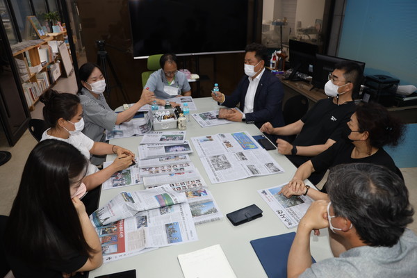 뉴스사천 제11기 독자위원회 첫 모임이 지난 6월 29일 뉴스사천 사무실에서 열렸다.