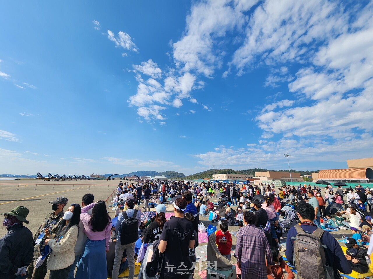 지난 10월 20일부터 23일까지 2022사천에어쇼 행사장에 관람객 40만 명이 다녀갔다.