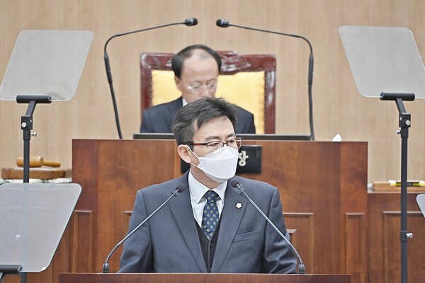  박병준(더불어민주당·가선거구) 시의원이 12월 6일 오전 제267회 정례회 2차 본회의에서 5분 자유발언자로 나서, 공정하고 투명한 인사시스템 구축을 당부했다.
