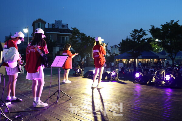 사천시 청소년수련관이 5일 '청소년 어울림 마당, 여름이 왔다' 행사를 열었다.
