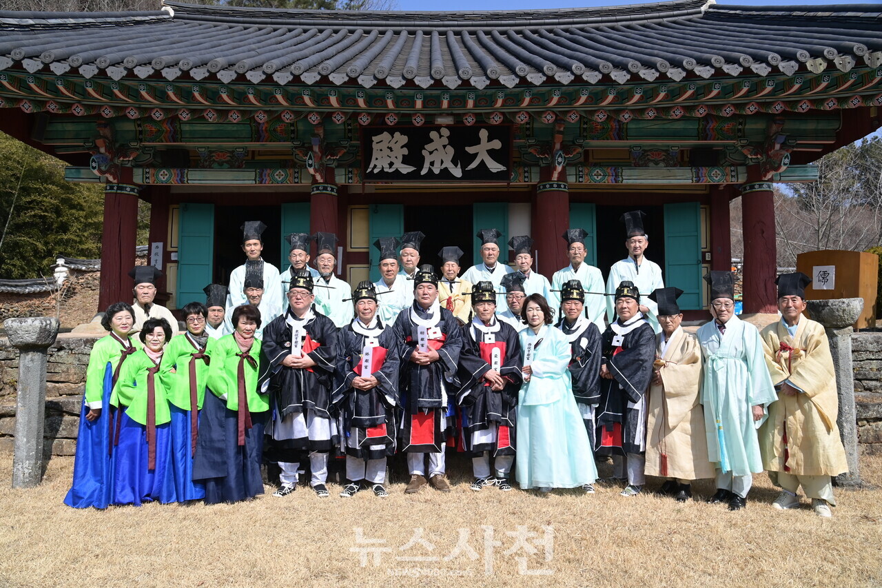 사천·곤양향교, 9일 춘기 석전제 봉행···옛 성현 학문·덕 기려  < 생생뉴스 < 문화/스포츠 < 기사본문 - 뉴스사천 사천·곤양향교, 9일 춘기... 